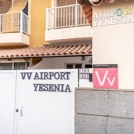 El MatorralYesenia Vv Airportアパートメント エクステリア 写真